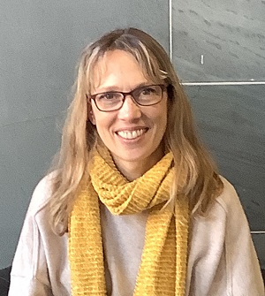 Dr Annemieke Milks portrait