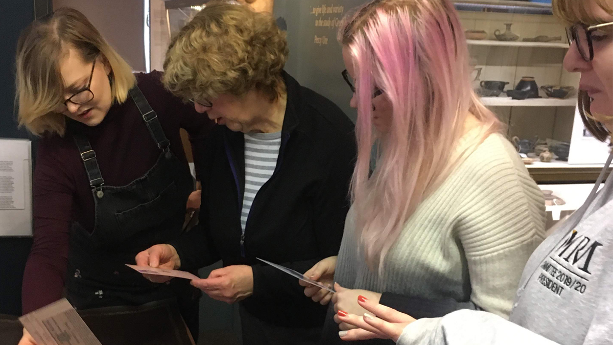 students in the ure museum 