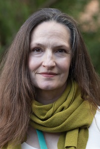 Zoe Bateman portrait