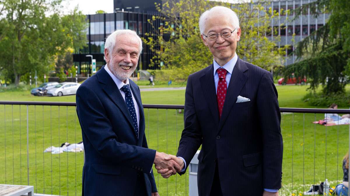 Sir Brian Hoskins and His Excellency Mr Hajime Hayashi, Ambassador of Japan to the United Kingdom